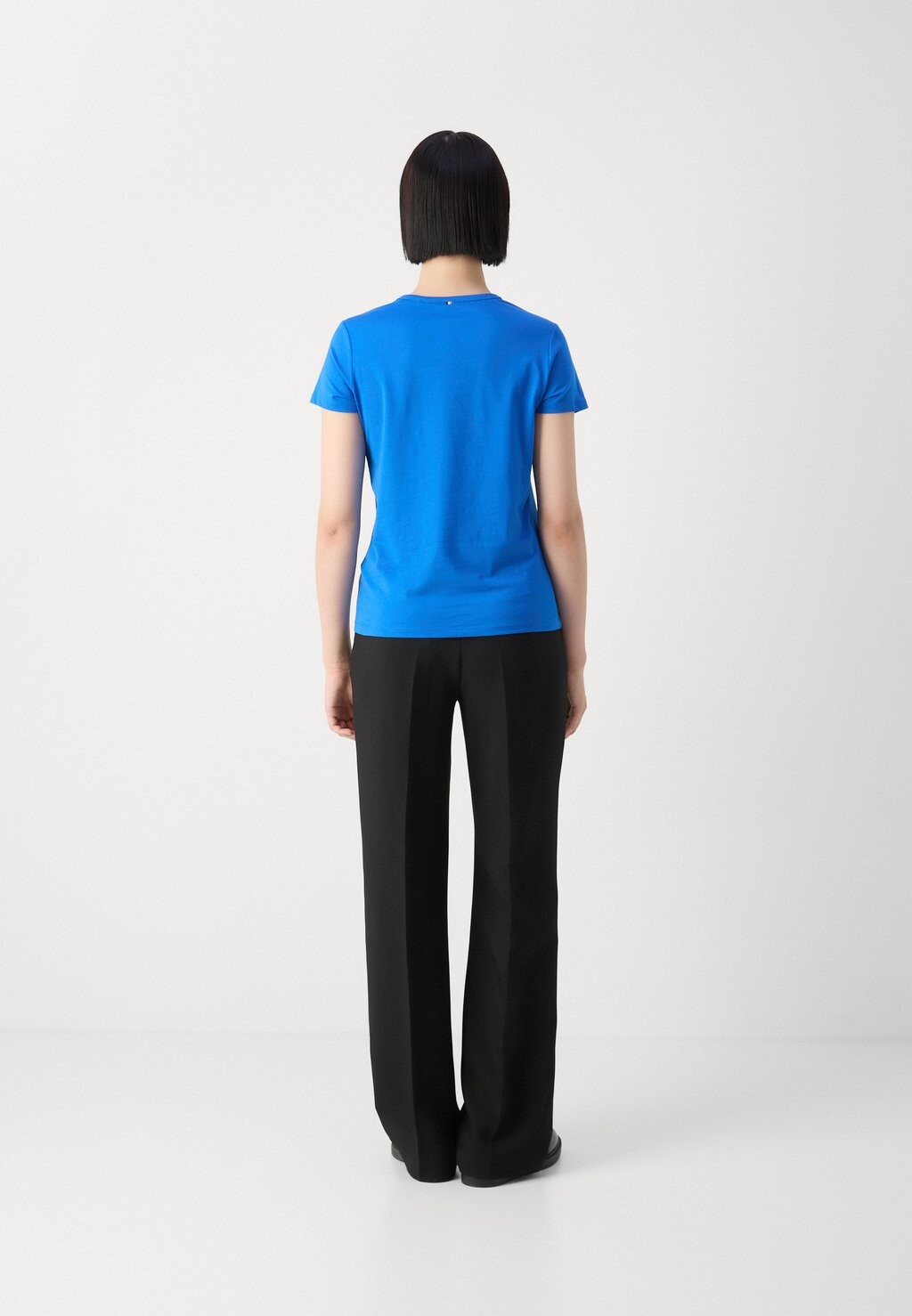 

Базовая футболка EVENTSA BOSS, синий