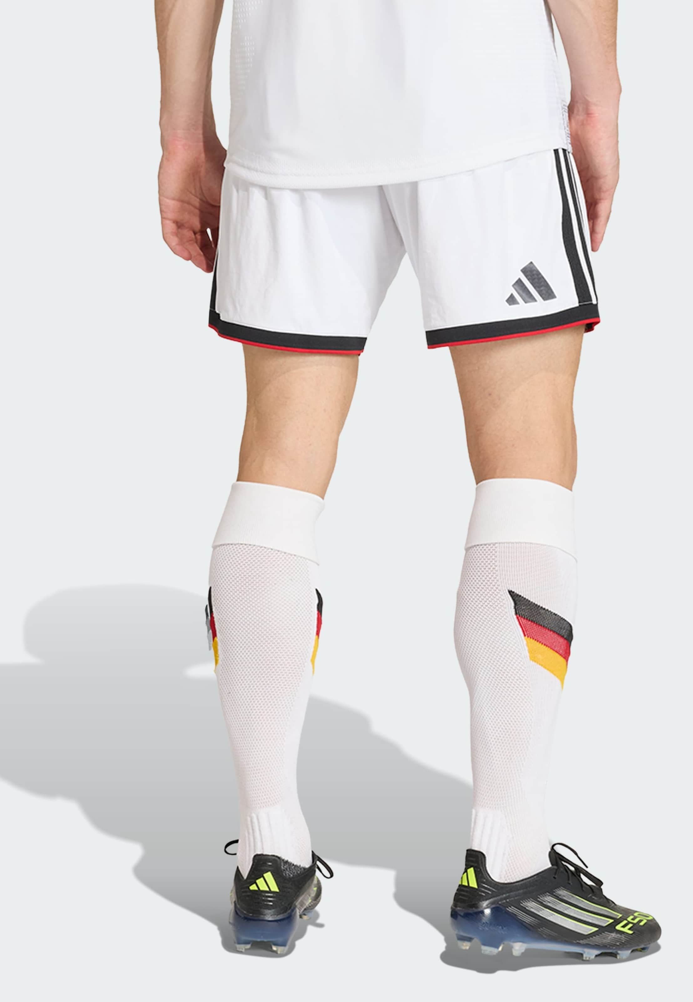 Adidas Performance Шорты для тренировок свободного кроя 'Deutschland 26 Authentic' в белом цвете — фото 3