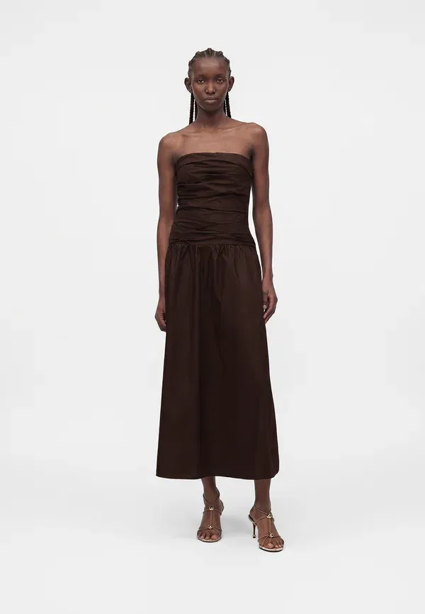 Платье-макси Gap, Strapless draped bodice maxi dress, терракотовый