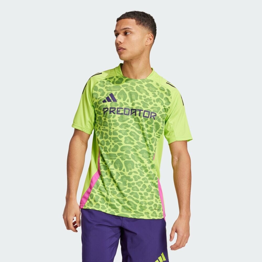 

Униформа Adidas Generation Predator Training Jersey, цвет Semi-Solar Slime