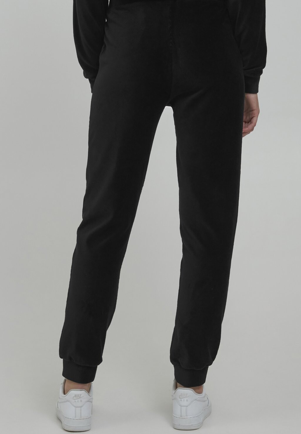 

Спортивные брюки BYPATINA PANTS b.young, черный