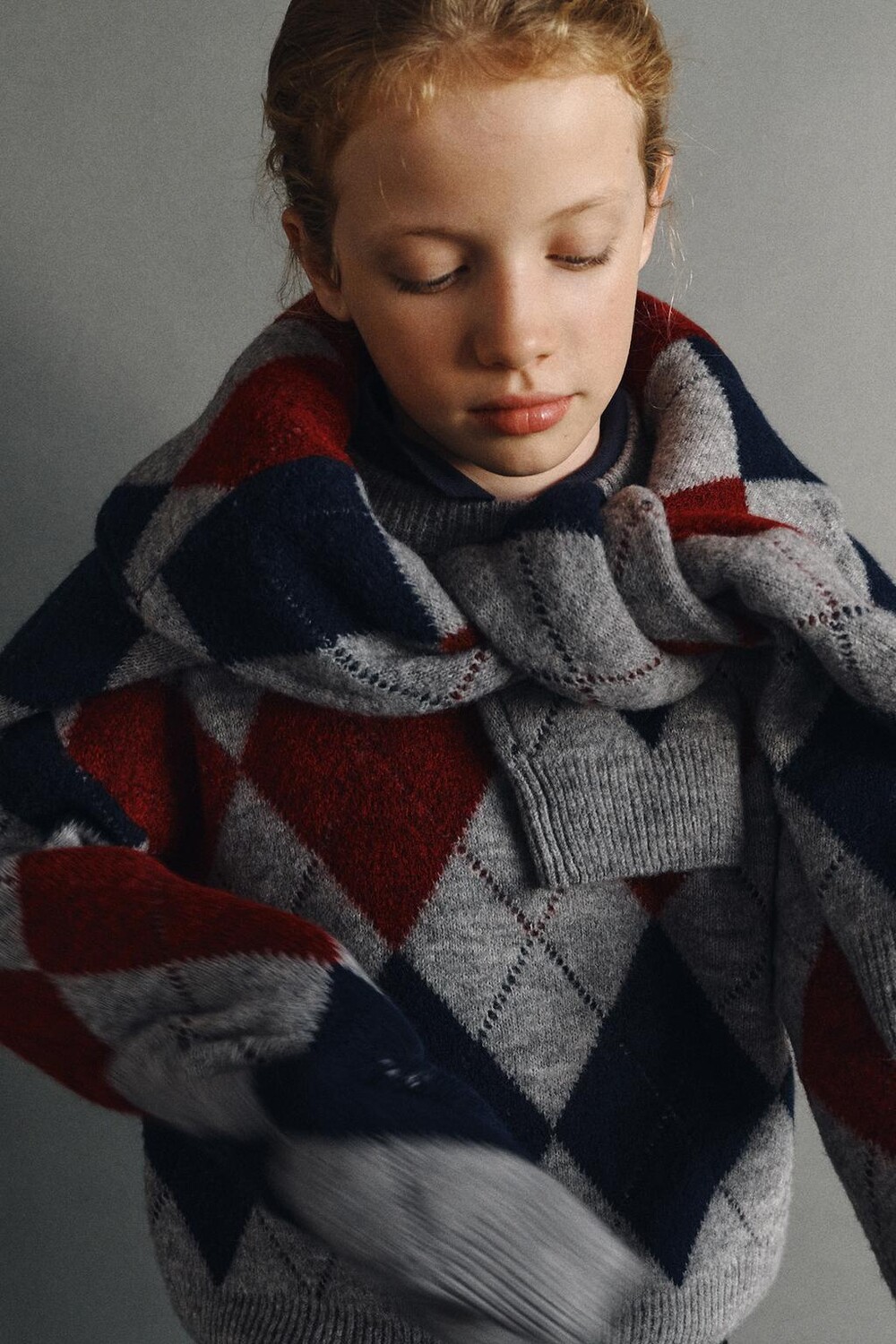 

Свитер с алмазной вязкой ZARA, серый