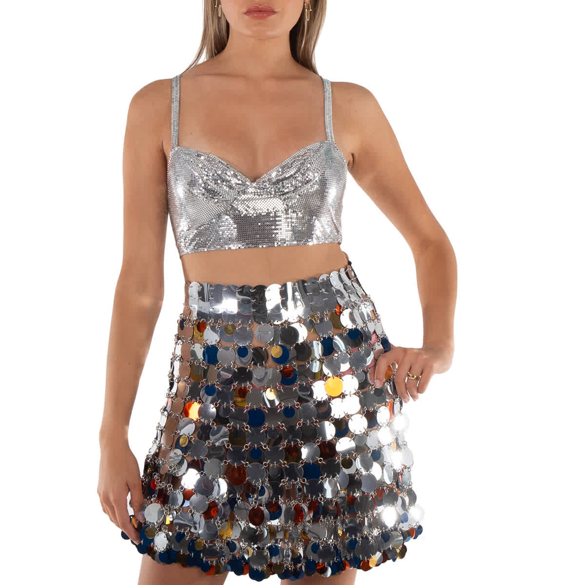 

Серебряный укороченный топ с перфорацией и декольте лодочкой от Rabanne