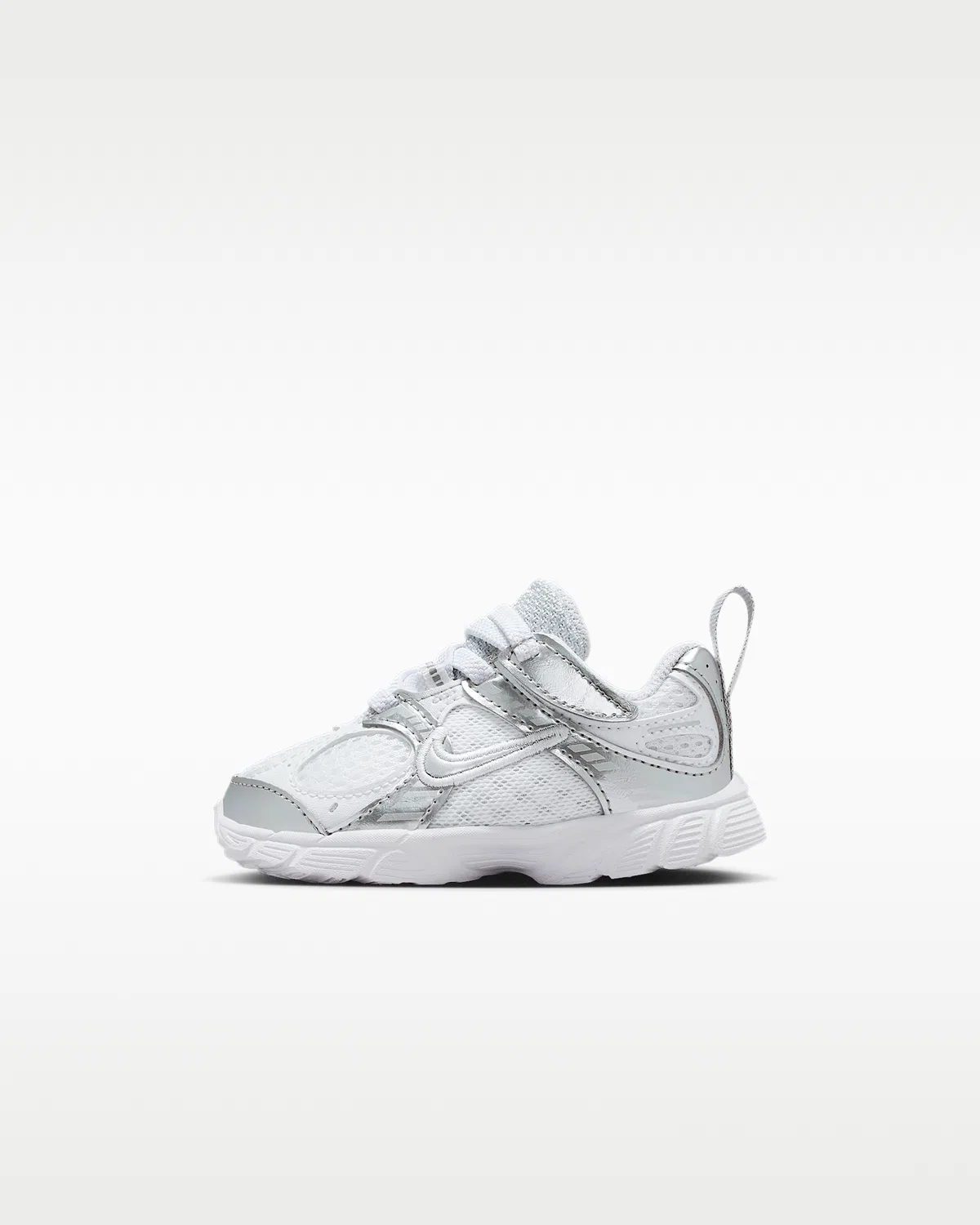 Кроссовки Nike V5 RNR для малышей, White/Pure Platinum/White/Metallic Silver