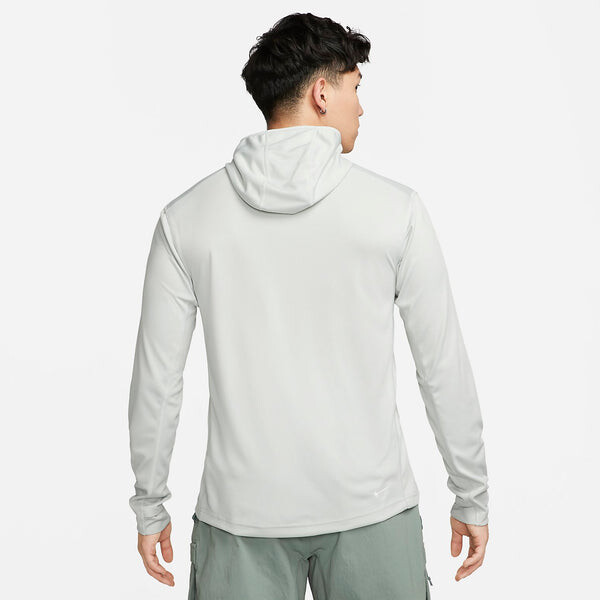 Футболка acg dri-fit adv 'lava tree' uv hoodie 'light grey' Nike, серый — фото 2