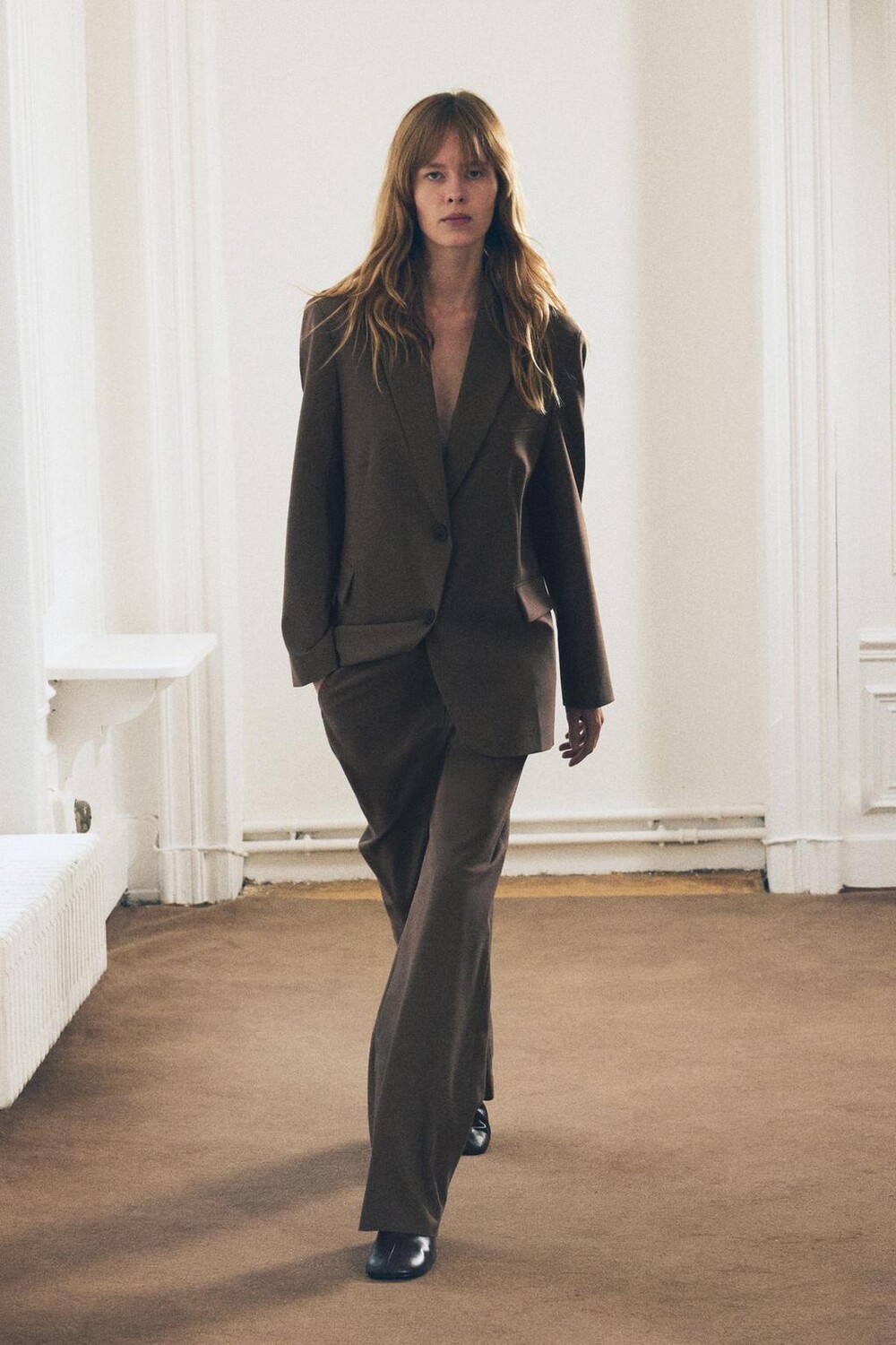 

Блейзер оверсайз ZARA, коричневый/серо-коричневый