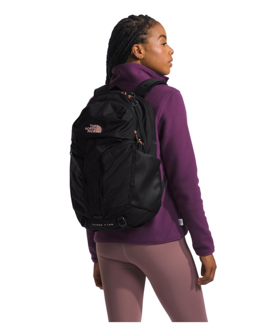 

Женский рюкзак-мессенджер Surge Luxe The North Face, Tnf Black-
