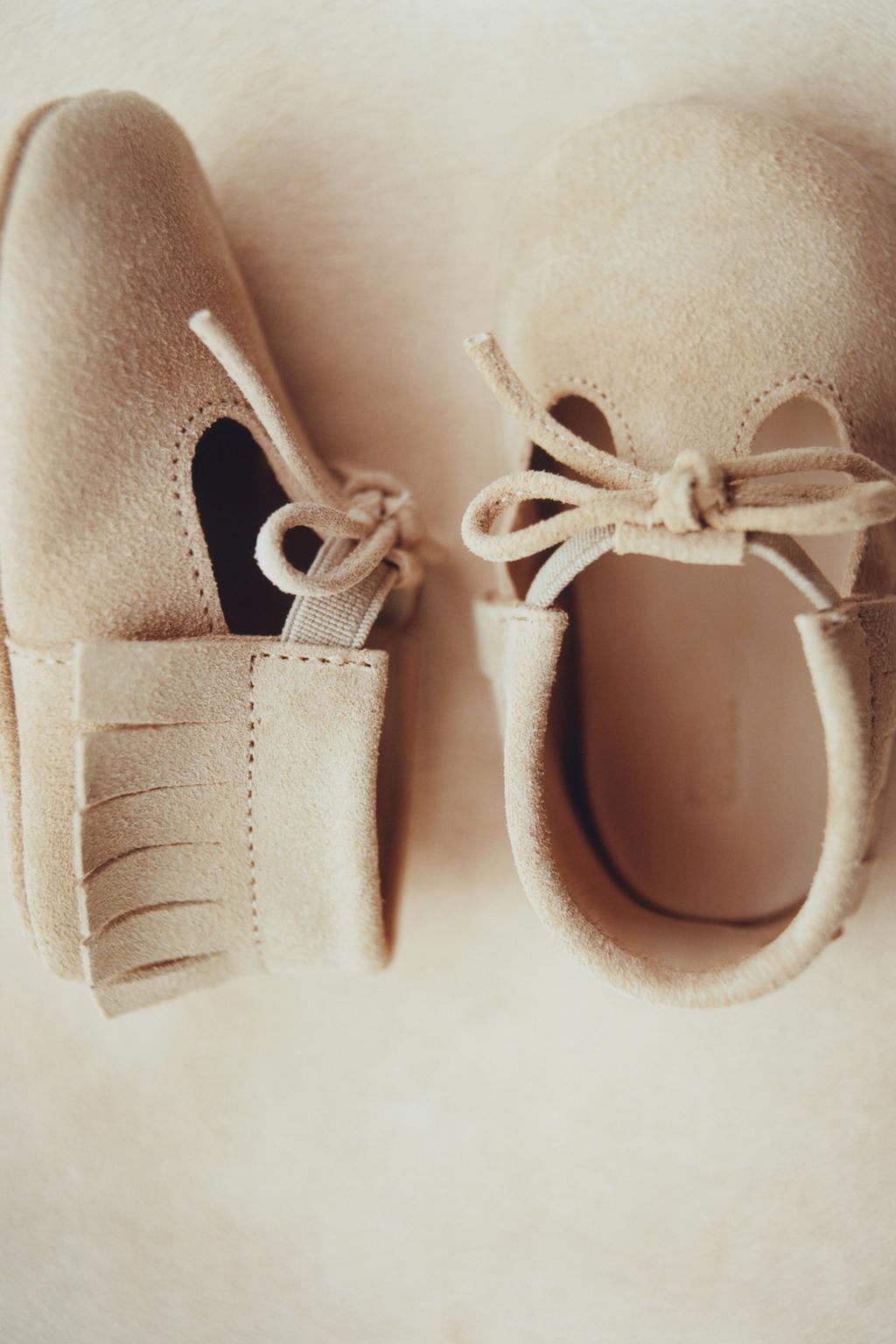 

Кожаные балетки с бахромой ZARA, цвет Sand Brown