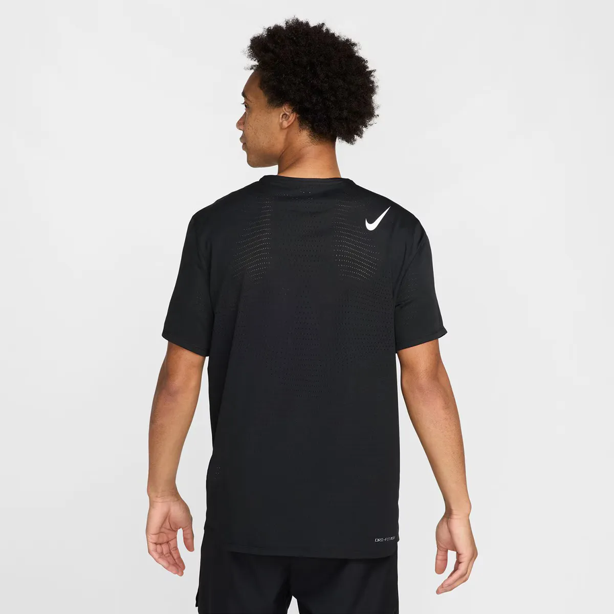 Мужская футболка Nike Aeroswift, черный — фото 2