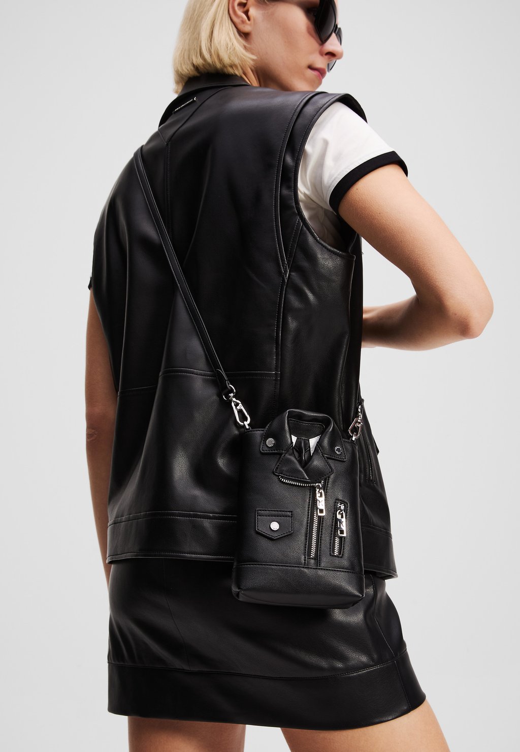 

Сумка через плечо IKON CROSSBODY BIKER JACKET - Across body bag KARL LAGERFELD, черный