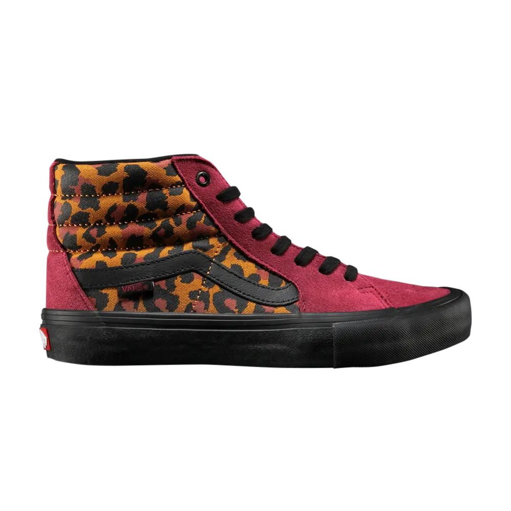 

Кроссовки Sk8 Hi Pro Vans, красный