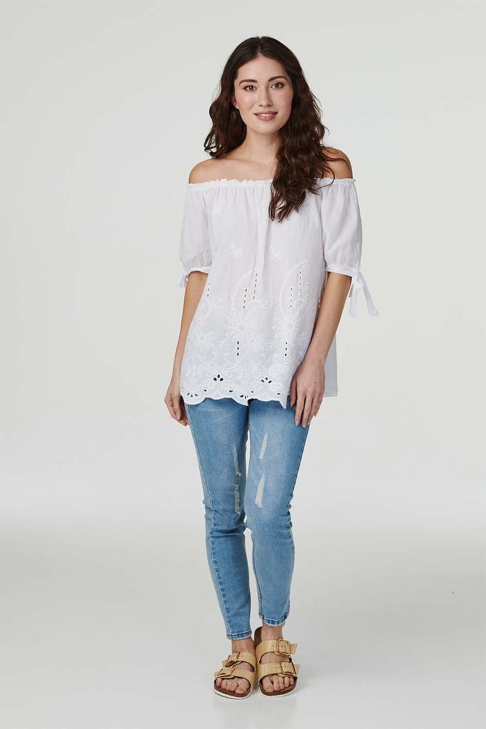 

Блуза с открытыми плечами с вышивкой Izabel London, белый
