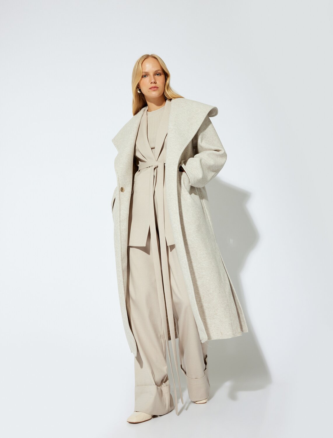 

Koton Межсезонное пальто в бежевом цвете