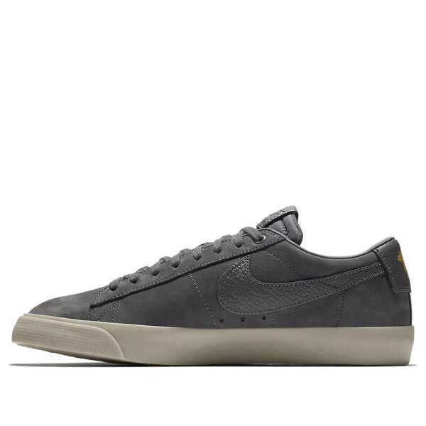 

Кроссовки zoom blazer low sb Nike, серый