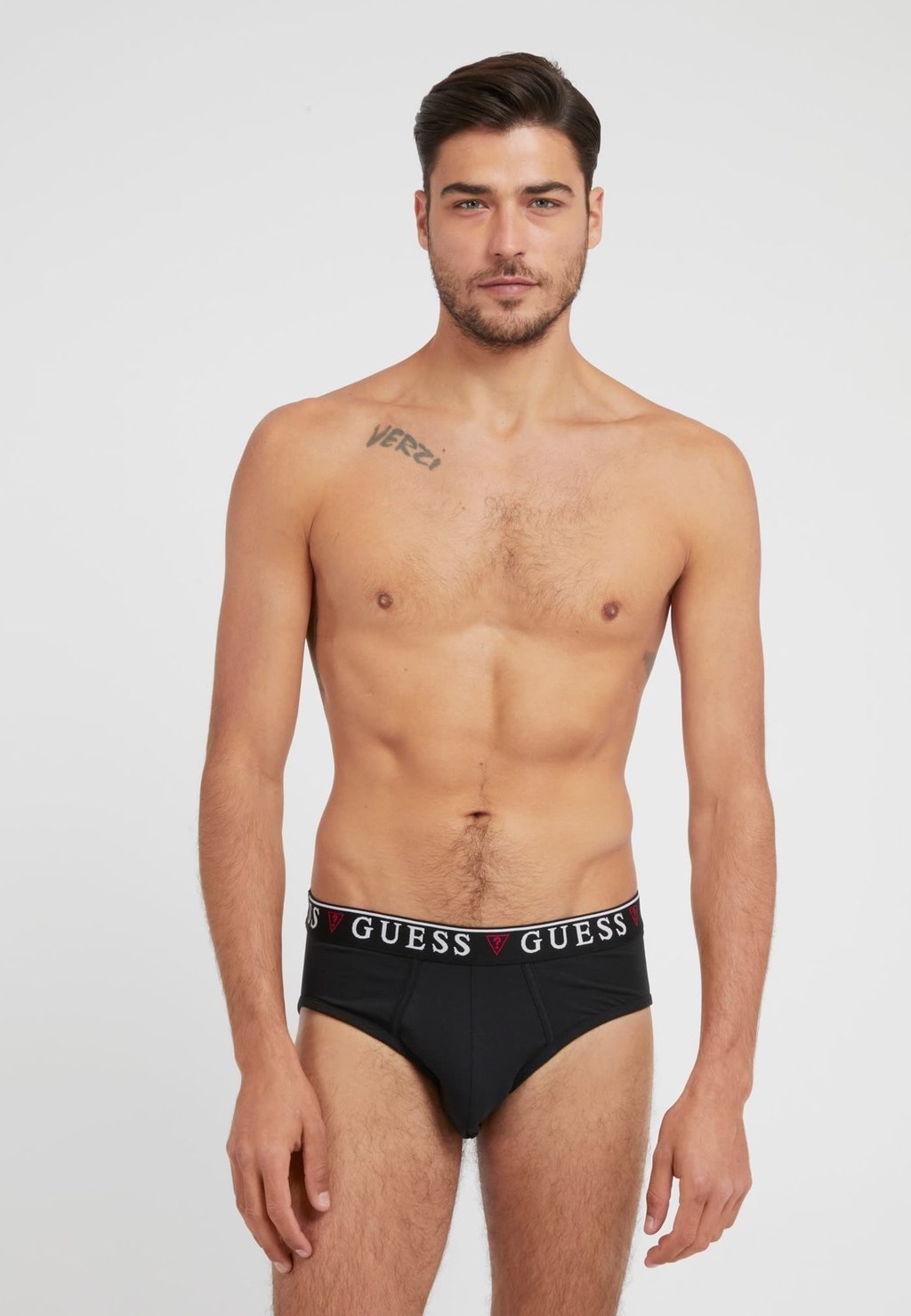 

Трусы-брифы BRIAN HERO 3PACK Guess, черный