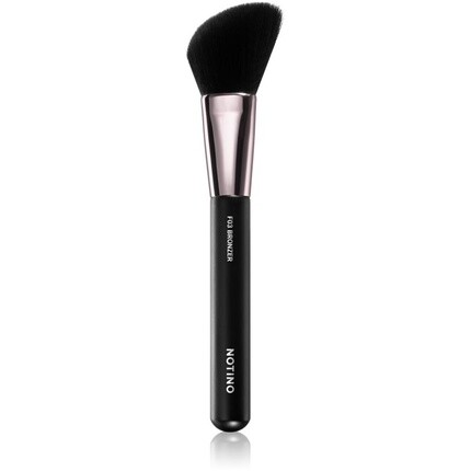 

F03 Bronzer Brush - кисть для контурирования и нанесения бронзера, 1 шт Notino Master Collection