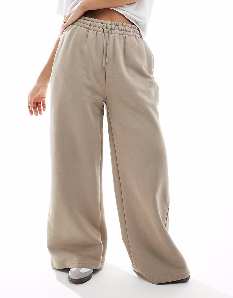 

Широкие спортивные штаны Hera Womens Collective цвета мокко