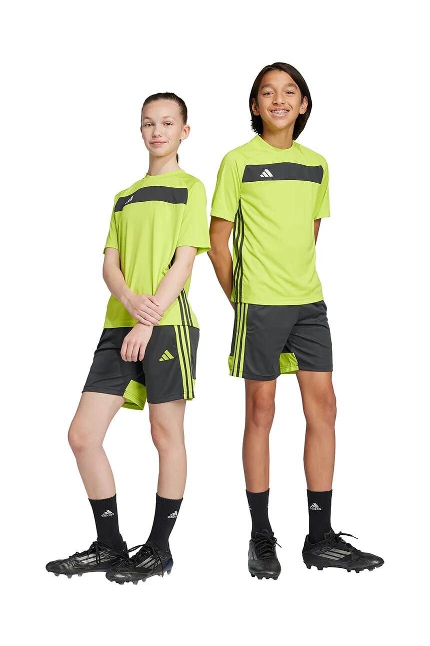 

Детская футболка Adidas, зеленый
