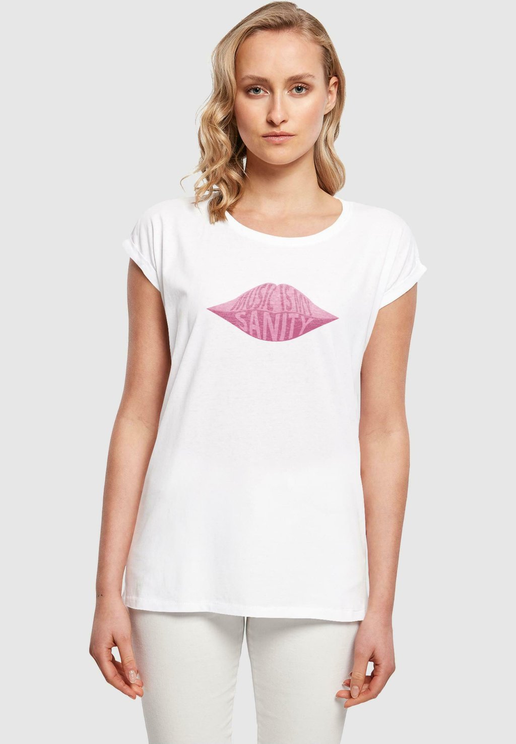 

Футболка с принтом MUSIC IS MY SANITY Mister Tee, белый