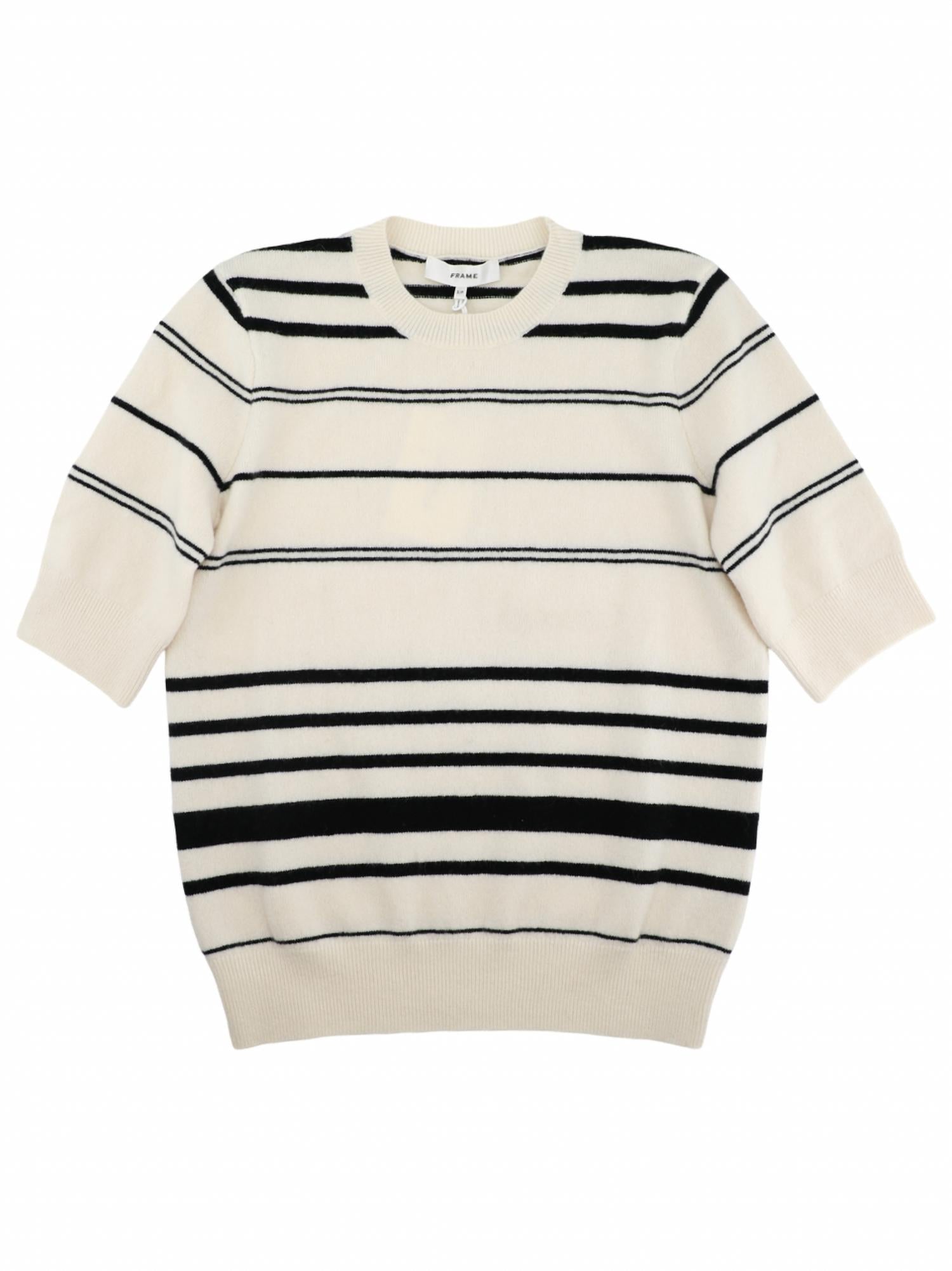 

Женский полосатый короткий свитер в кремовых оттенках FRAME