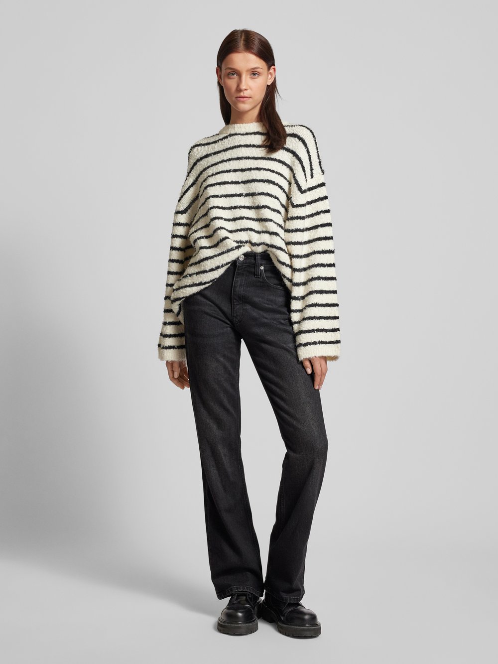 

Джинсы Bootcut с этикеткой Calvin Klein Jeans, черный