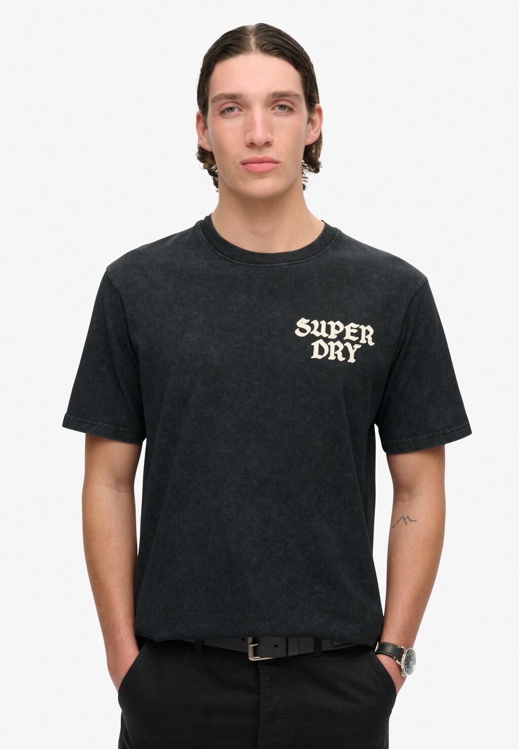 

Футболка с принтом Superdry, черный