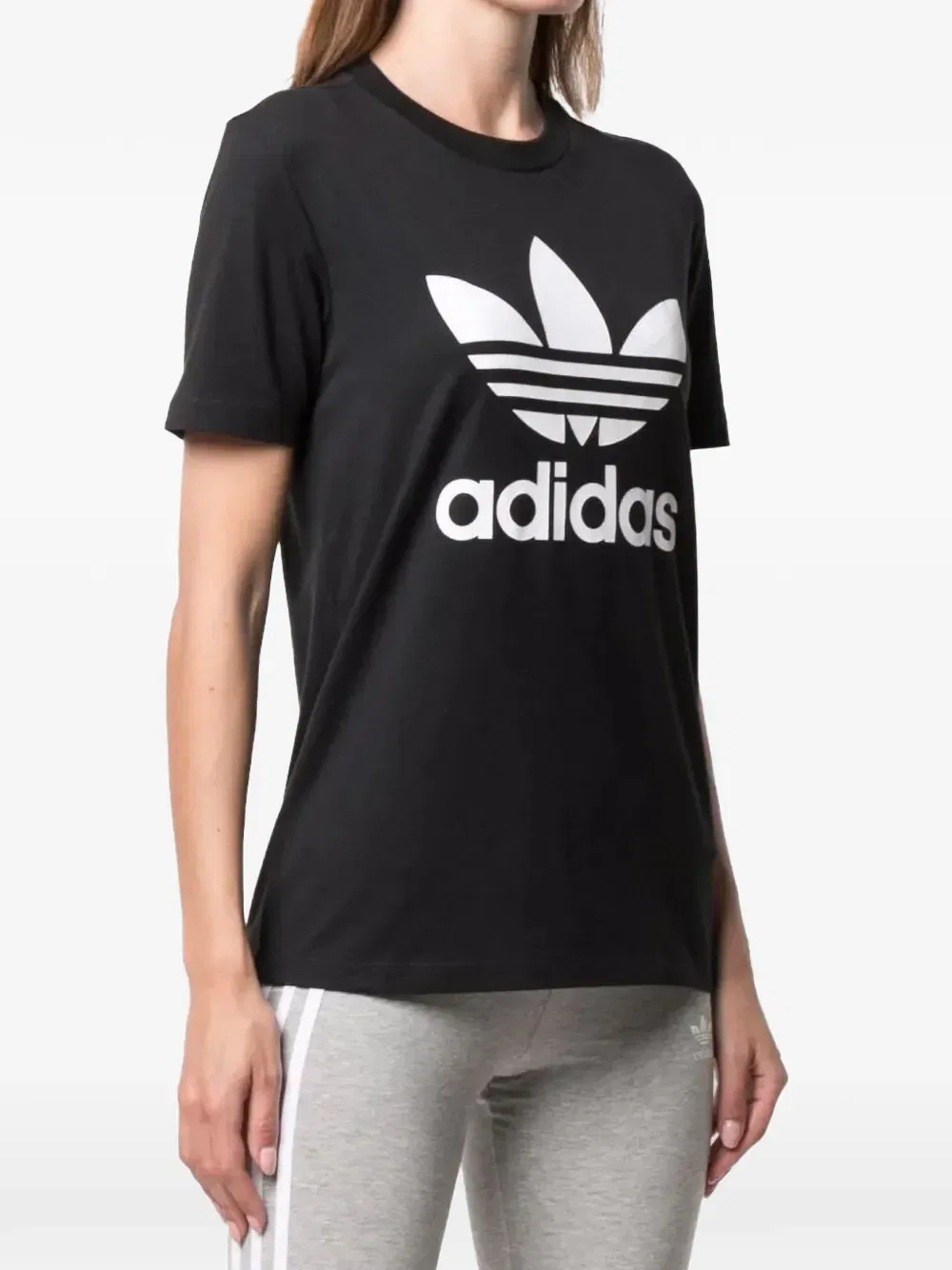 Оригинальная женская футболка с трилистником "черного цвета" Adidas — фото 2