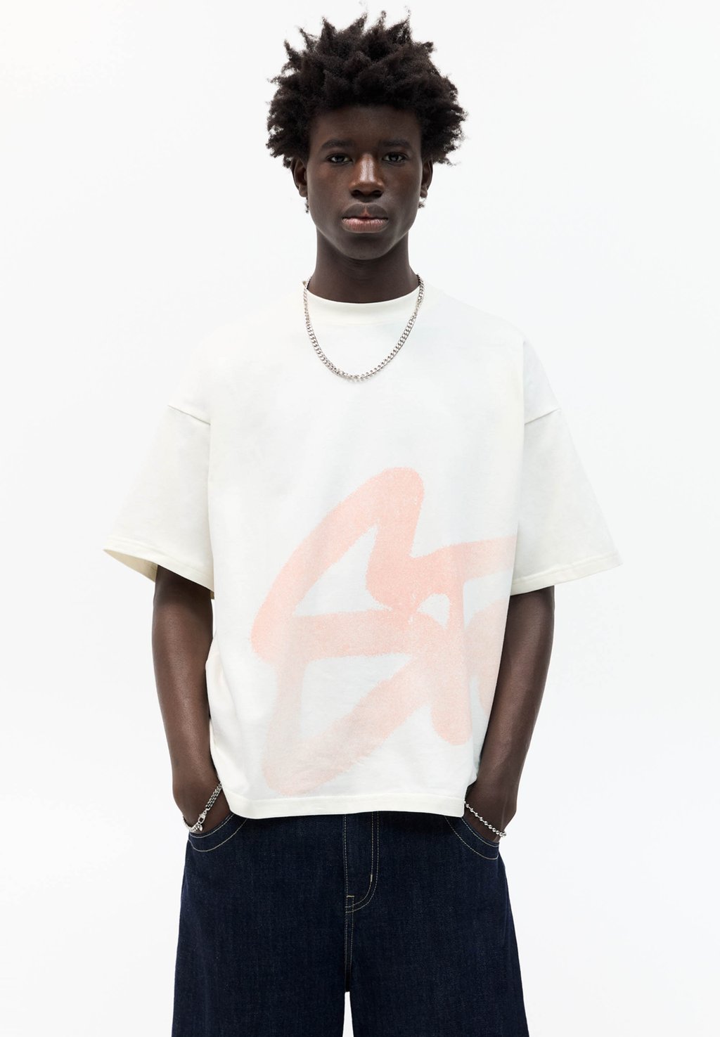 

Футболка с принтом GRAPHIC SHORT SLEEVE PULL&BEAR, белый
