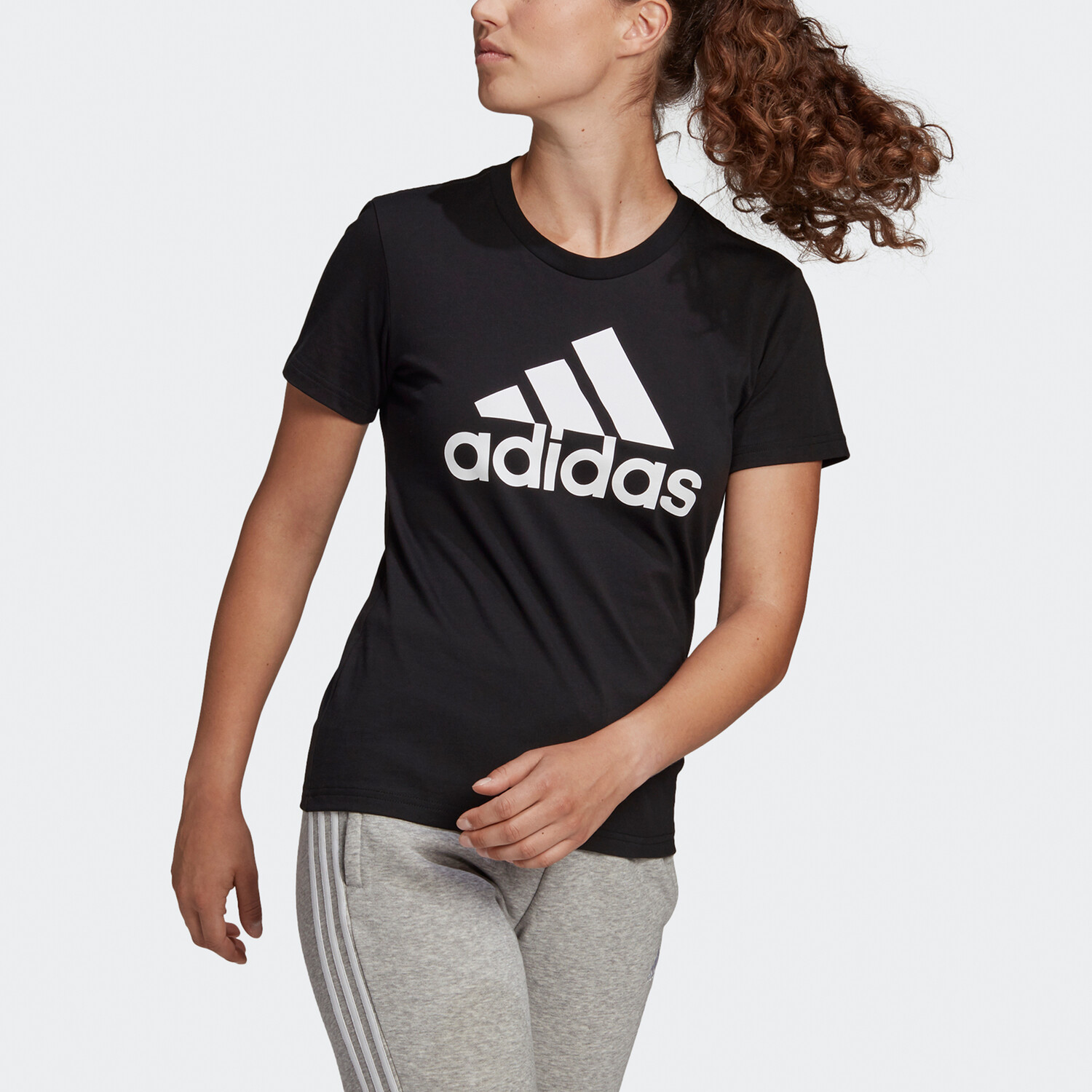 Женская футболка с логотипом Essentials, черная Adidas — фото 2