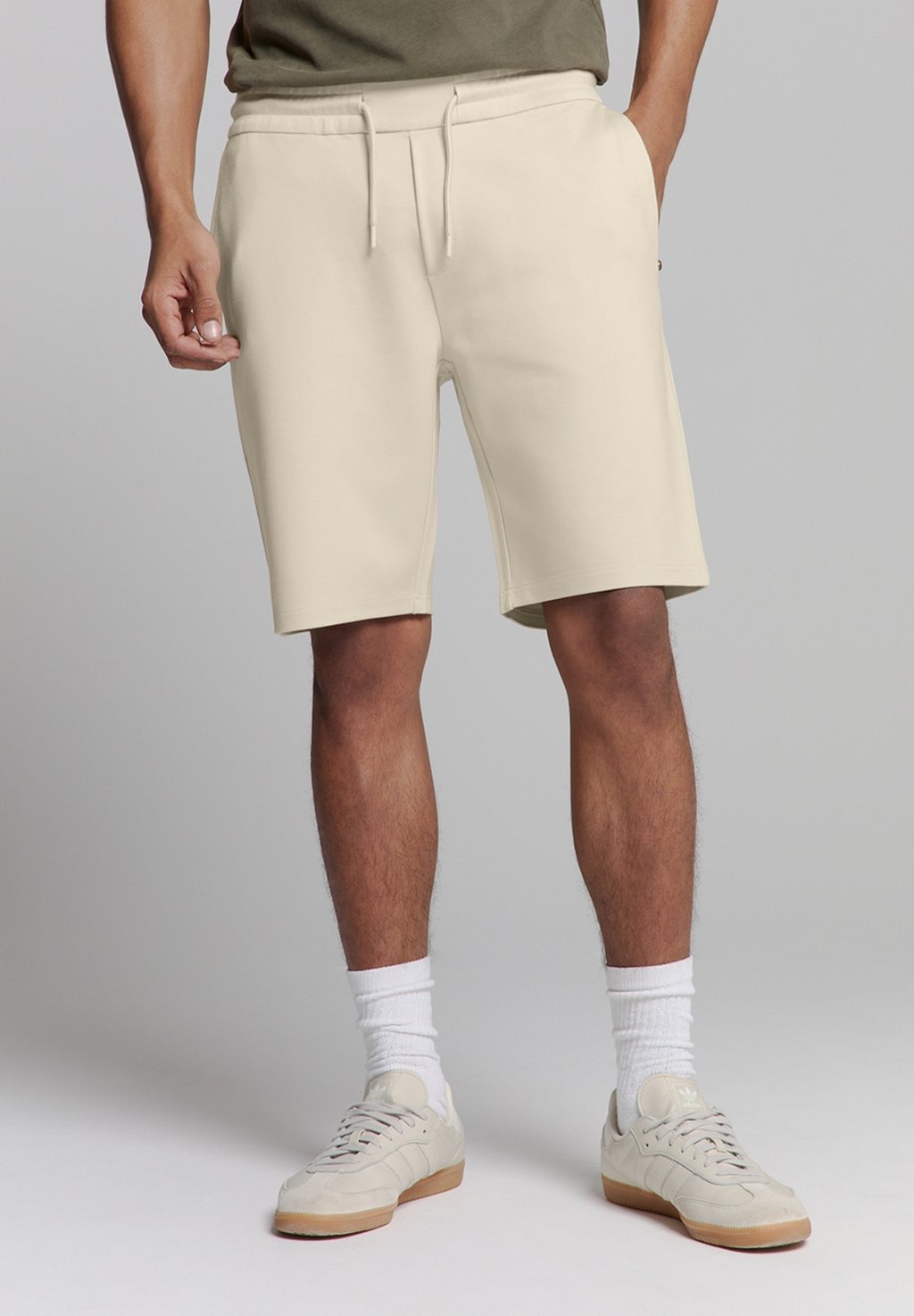 

Шорты Tracksuit bottoms NO EXCESS, цвет Cement