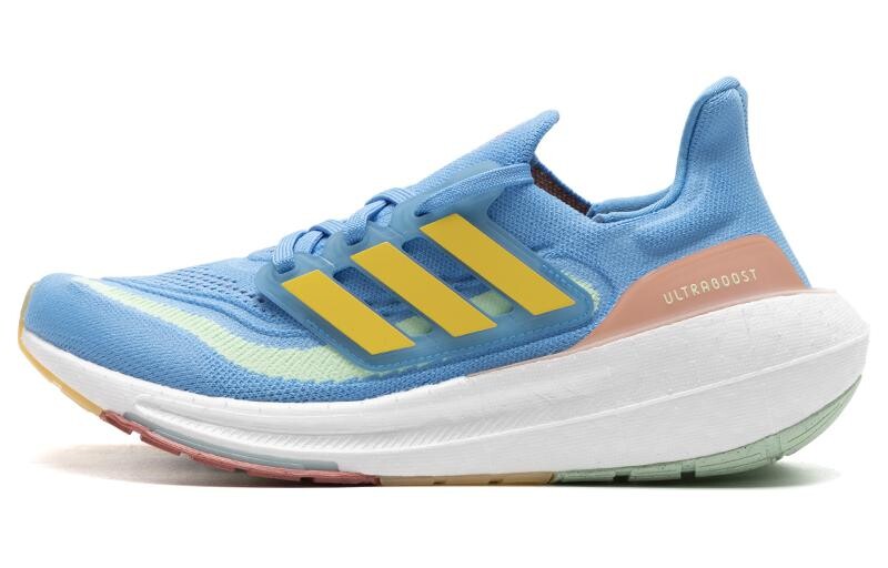 

Кроссовки adidas Ultra Boost Light Blue Burst, синий/красный