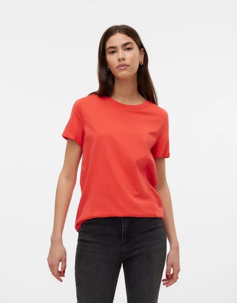 

Футболка Vero Moda маково-красного цвета