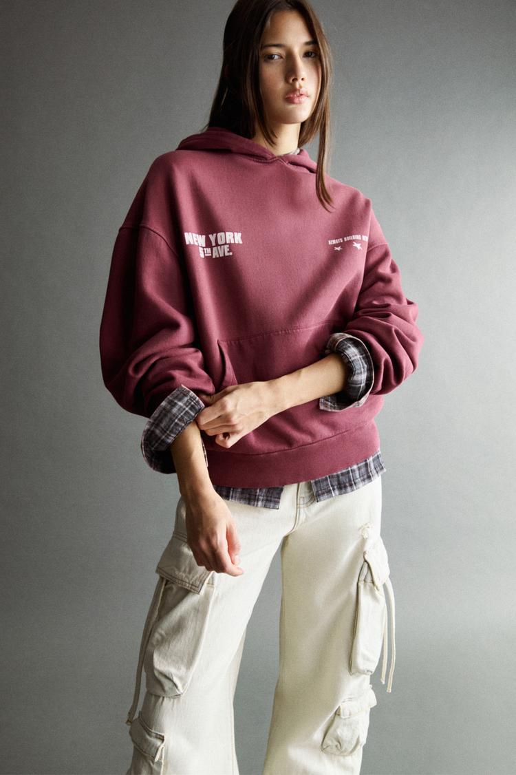

Толстовка со звездами Pull And Bear, бордовый