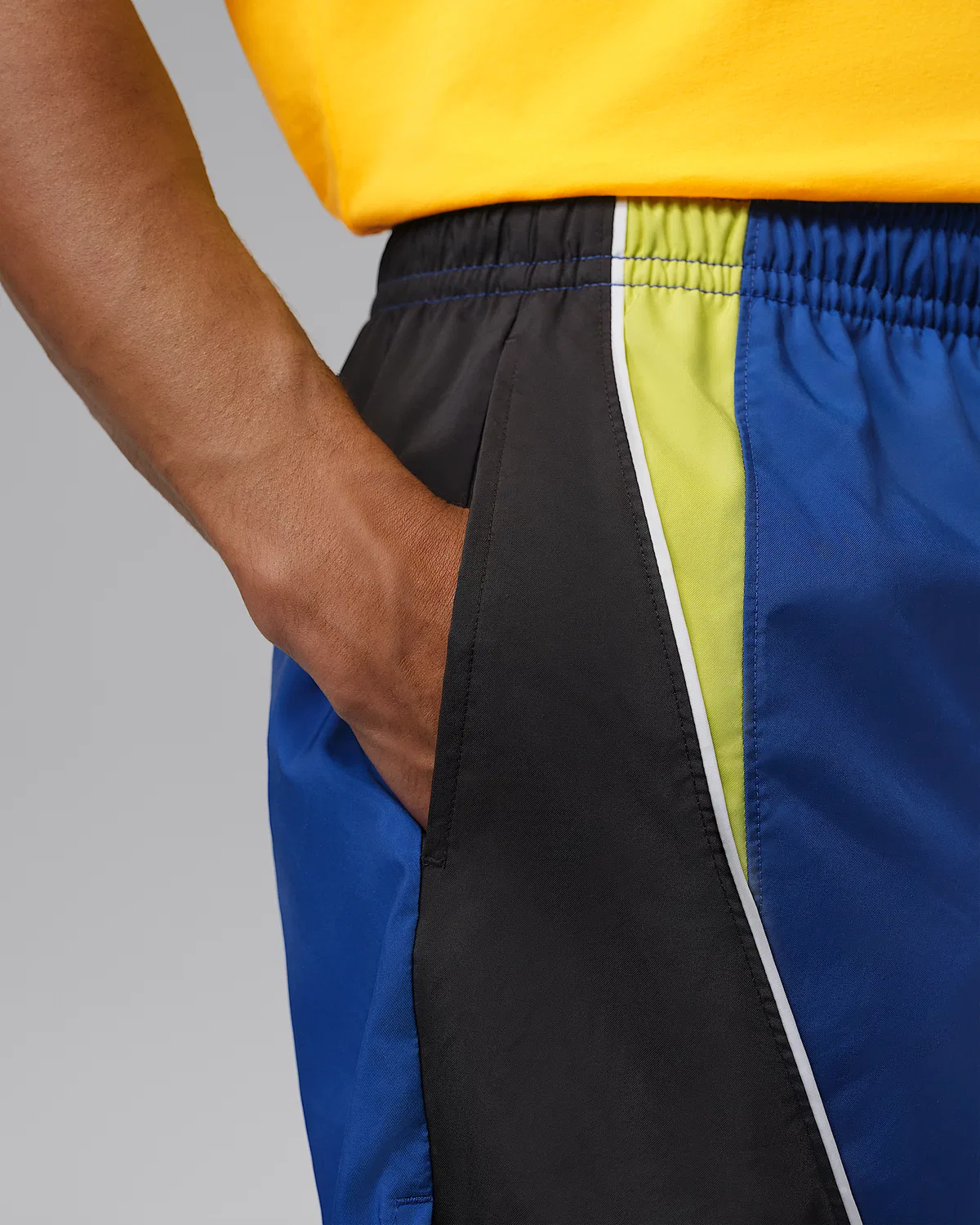 Мужские шорты Jordan Brooklyn 5" Woven, Old Royal/Black/Yellow Pulse/Yellow Pulse — фото 4