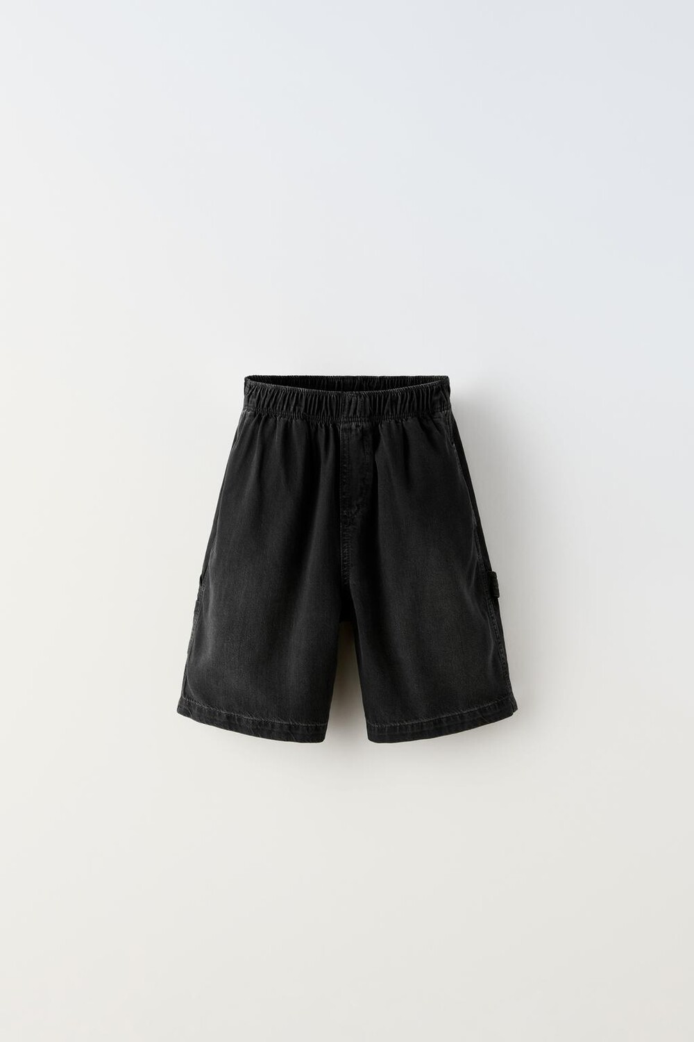 

Шорты-бермуды из джинса carpenter ZARA, черный