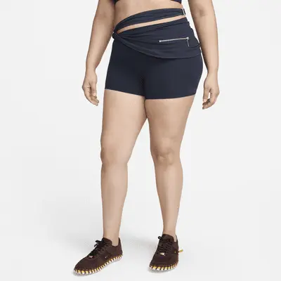 

Шорты Nike x Jacquemus, цвет Dark Obsidian