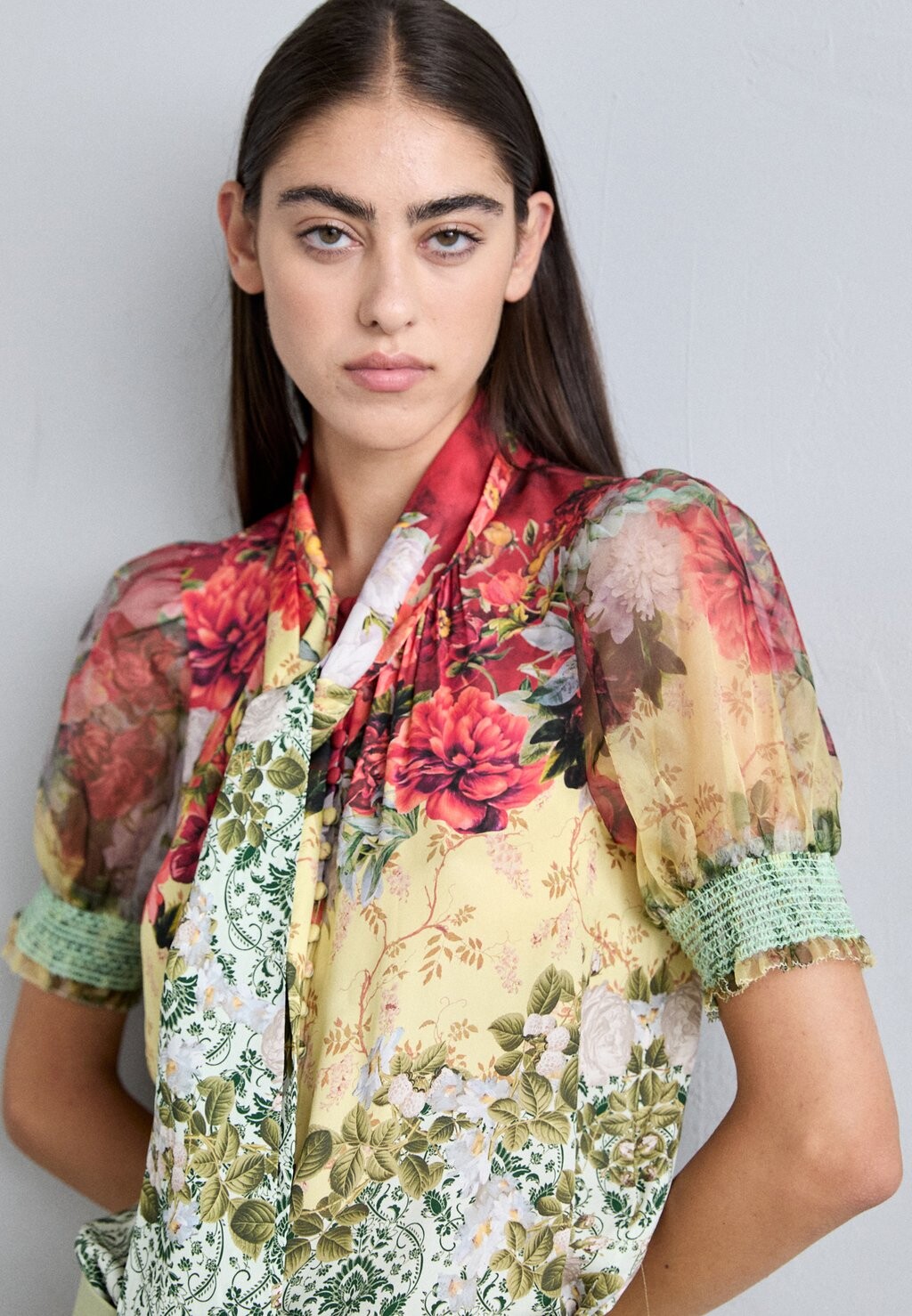 

Рубашка-блузка BRENTLEY TIE PUFF Alice + Olivia, разноцветный