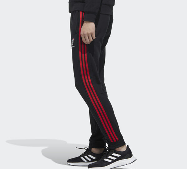 Спортивные штаны adidas neo M Vlday Tp Side Stripe Sports Pants Black, черный — фото 2