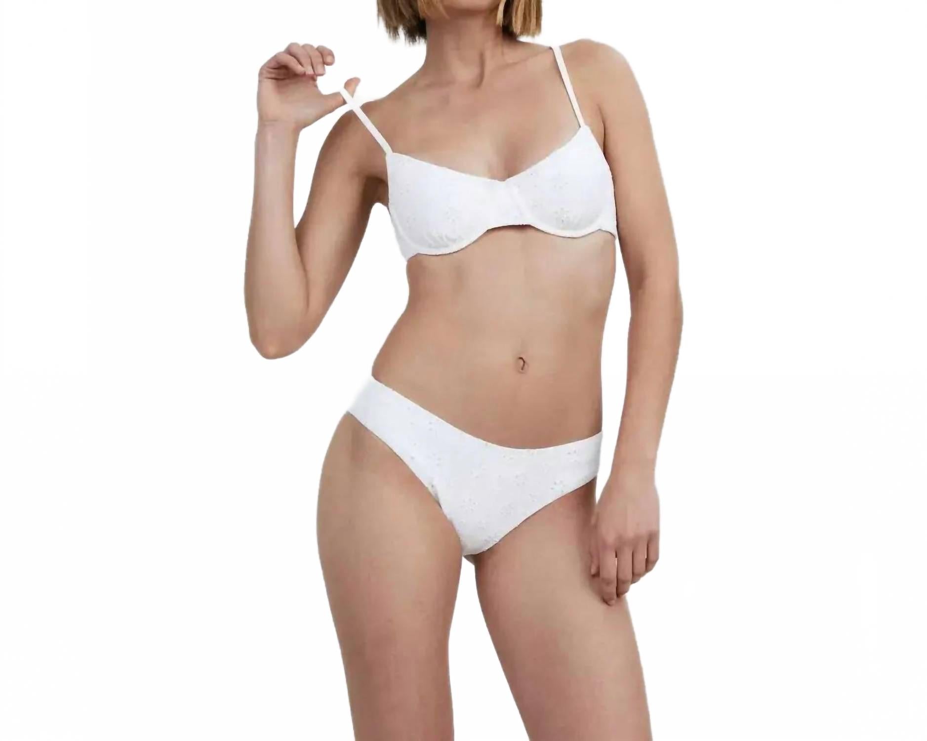 

Дафни Айлет топ бикини в белом Solid & Striped