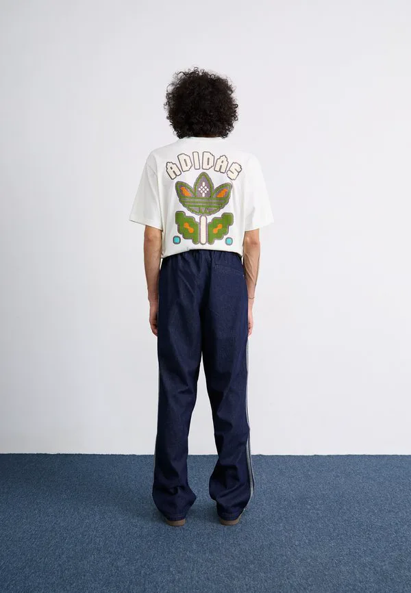 Джинсы свободного кроя Adidas Originals, Indigo — фото 3