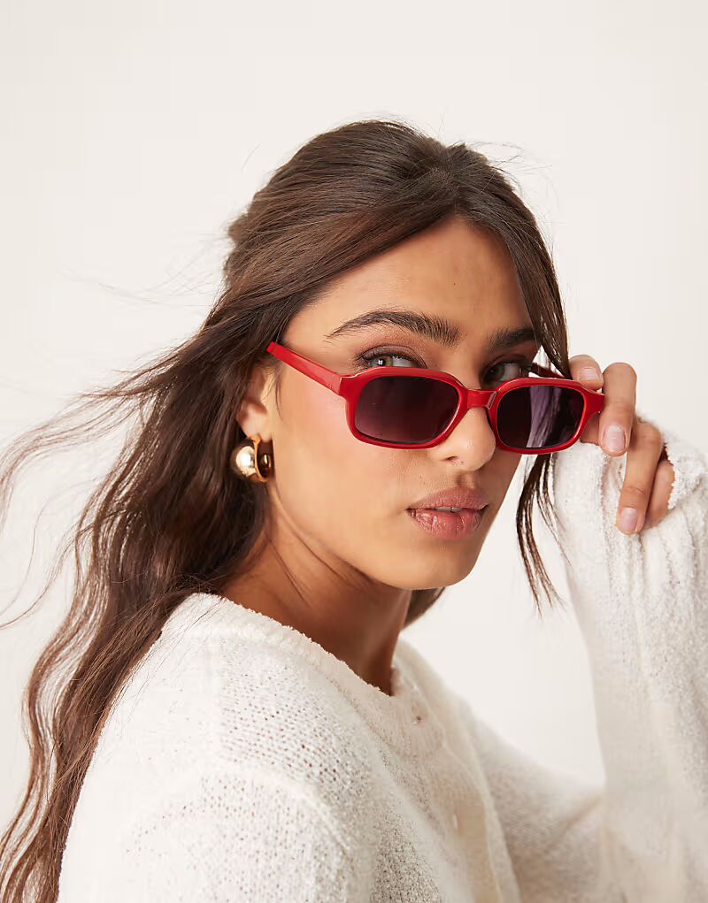 

Солнцезащитные очки ASOS DESIGN в квадратной оправе красного цвета