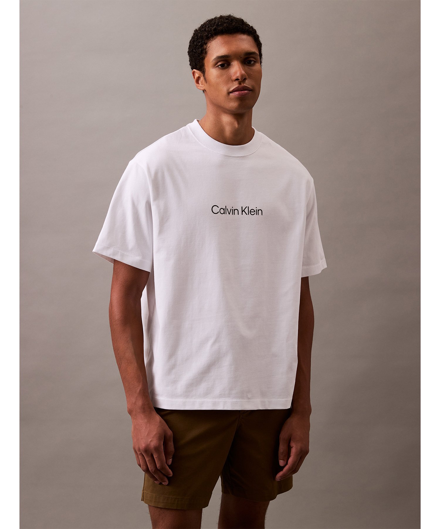 Футболка Calvin Klein Standard Relaxed Crew Neck Calvin Klein 40HM228, Brilliant_White — фото 4