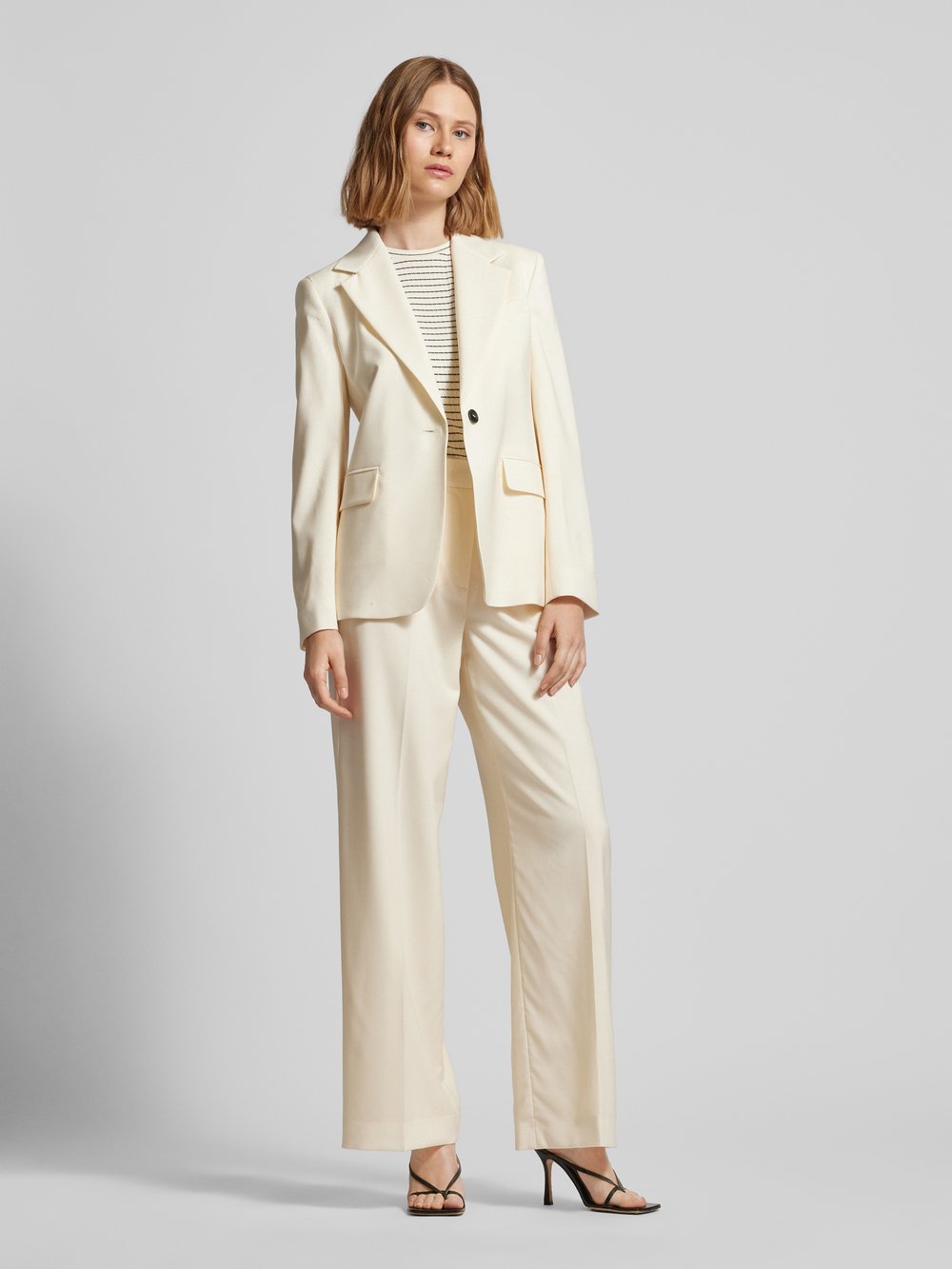 

Брюки широкие со стрелками модель 'VERDUN' Weekend Max Mara, кремовый