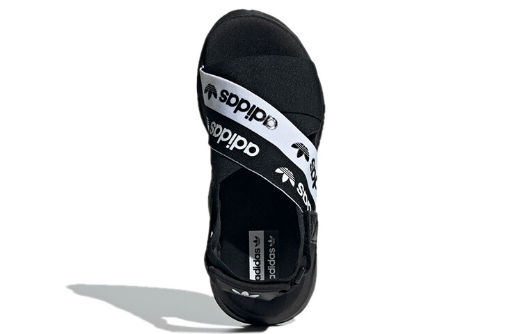 Пляжные сандалии Magmur Sandal женские черные/белые Adidas Originals — фото 4