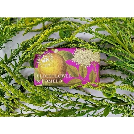 The English Soap Company Королевский ботанический сад Кью Обернутое мыло Роскошное мыло с маслом ши и бузиной 240 г Бузина и помело — фото 2