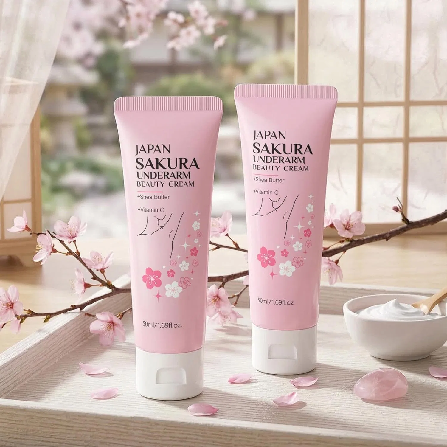 Лосьон для тела Sakura с осветляющим и увлажняющим эффектом Ovelle — фото 3