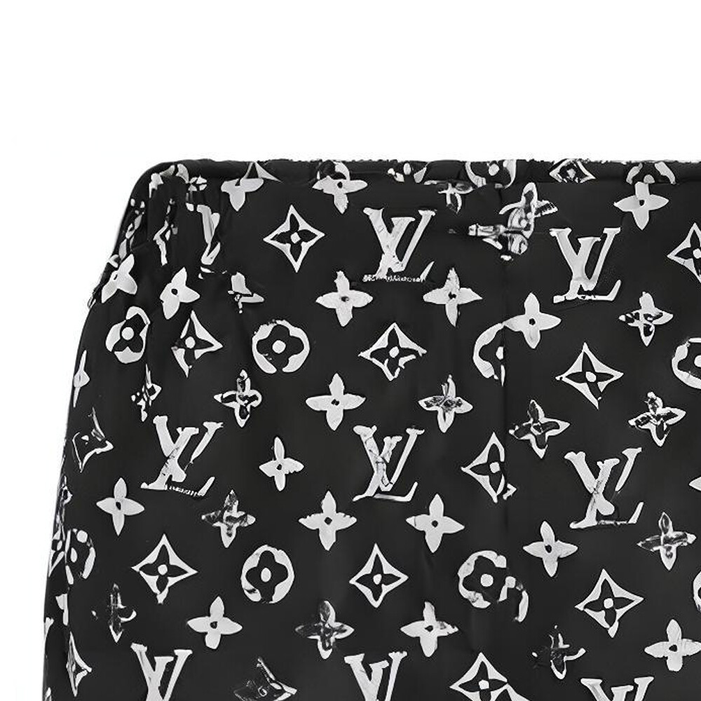 Шорты женские Louis Vuitton с принтом логотипа, черный — фото 4