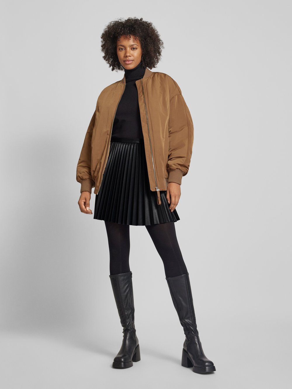 

Мини-юбка с коробчатыми складками ARMANI EXCHANGE, черный