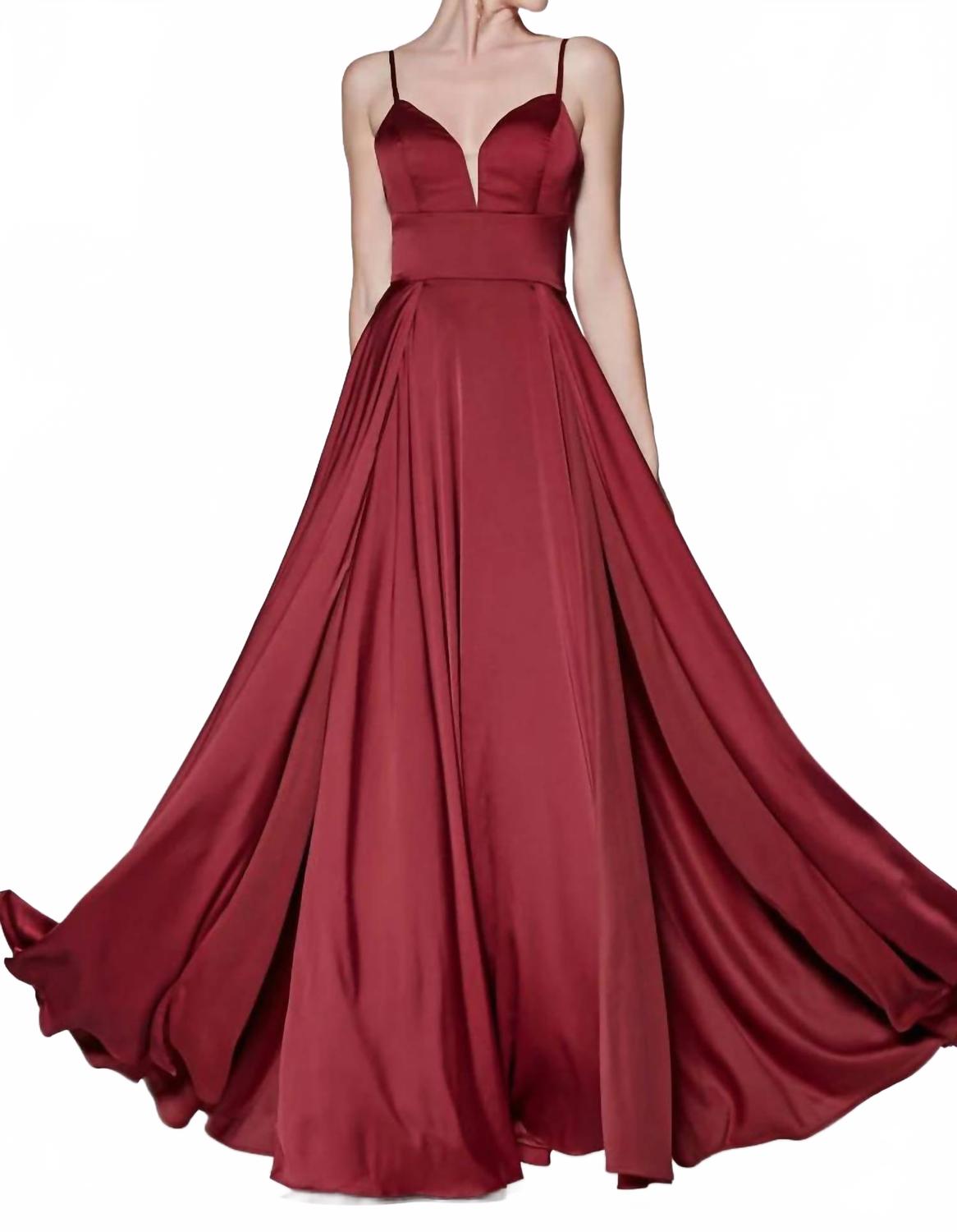 

Бордовое сатиновое платье с двойным разрезом на ноге Cinderella Divine