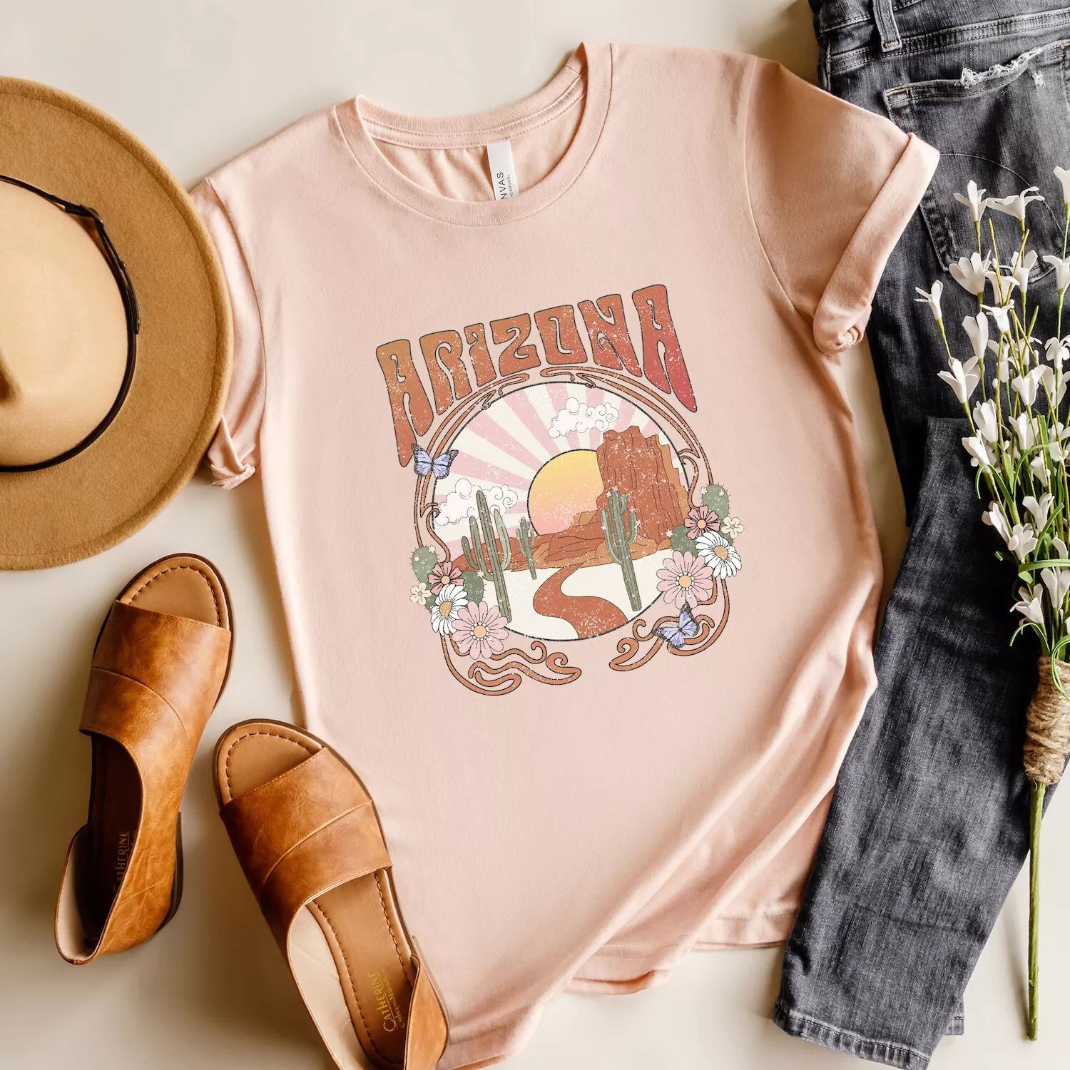 

Футболка с короткими рукавами и графическим рисунком Arizona Grunge Simply Sage Market